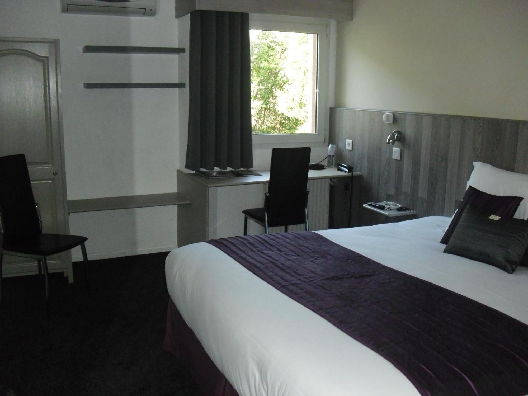 Brit Hotel Dak Hotel อาวาลง ภายนอก รูปภาพ